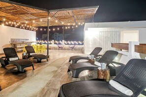 Terrace/patio - Penthouse Condo, Strong WiFi, Air, Smart TV (Playa del Carmen - Valentina Suites)