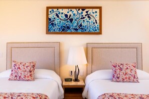 In-room safe, blackout drapes, soundproofing, iron/ironing board - Villa Del Palmar (Cabo San Lucas)