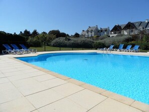 Pool - Charmant T2 vue mer pour deux avec piscine (ARZON)
