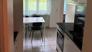 Felles sovesal, 1 soverom, tilgjengelighetstilpasset, privat basseng | Eget kjøkken
