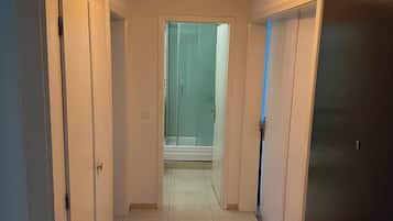 Dortoir Partagé, 1 chambre, accessible aux personnes à mobilité réduite, piscine privée | Intérieur