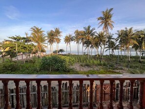 Khuôn viên nơi lưu trú