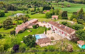 Exterior - Gorgeous home in Villamblard (Villamblard)