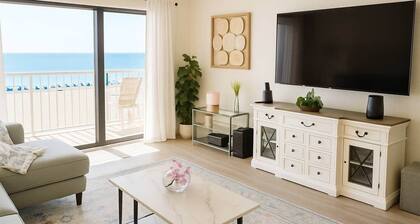 Ocean Front Top Floor - Downtown Cocoa Beach