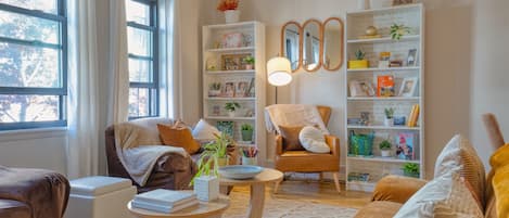 Smart TV, books