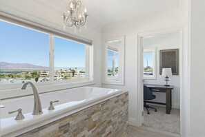 Bathroom - Panoramic Lake and Mountain Views! Pool, Spa, Casita, Sleeps 16, Lakeside Estate (Lake Havasu City)