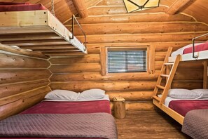 Room - Kenai Kuik Cabins - Coho Salmon (Cabin #1) (Soldotna)