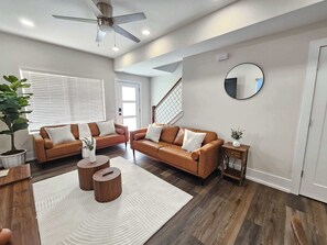 TV - Private Deck | 9 Min to Duke | 8 to Downtown (Durham)