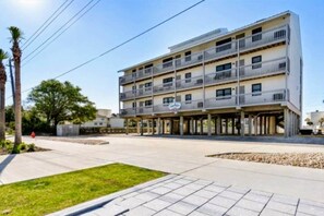 Exterior - Beach Walk Crossing (Gulf Shores)