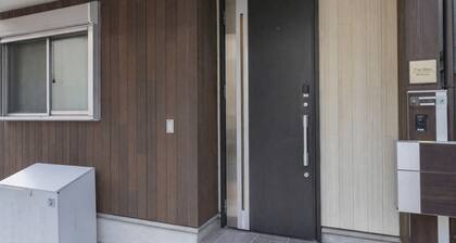 A Family Friendly Spacious Villa in Tokyo - 1 min to Convenience Store