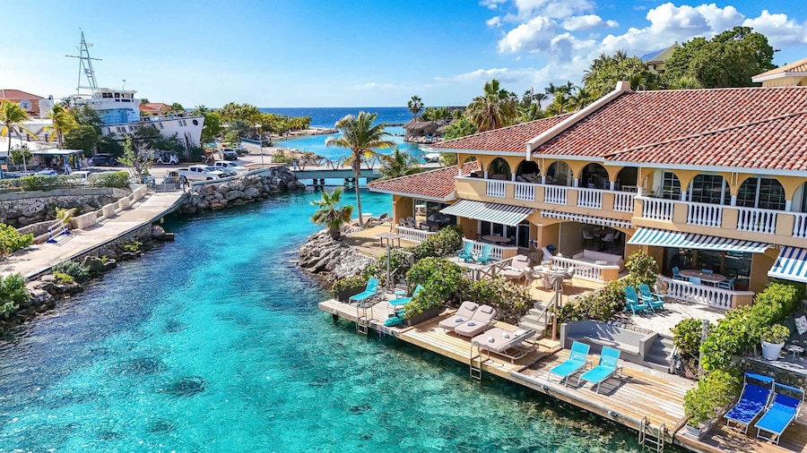 Ocean Pearl Luxury Oceanfront at Mambo Beach