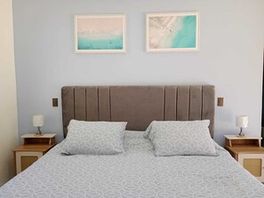 3 bedrooms, WiFi, bed sheets - Cozy house, between beach and Nature (Brasilito)