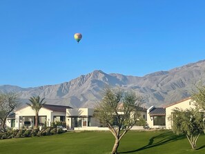 Exterior - 3-bedroom house in the Andalusia community of La Quinta (La Quinta)
