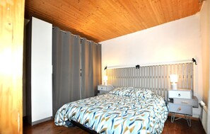 2 chambres, lit parapluie