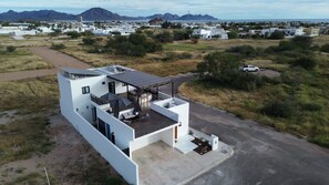 Exterior - Casa Amanecer 3-bedroom house with AC in San Carlos Nuevo Guaymas (San Carlos Nuevo Guaymas)