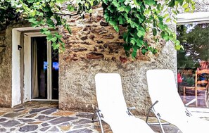 Terrace/patio - Apaisante villa piscine (Taulis)