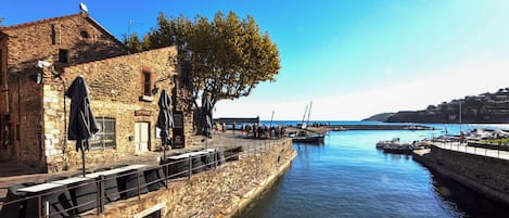 Marina