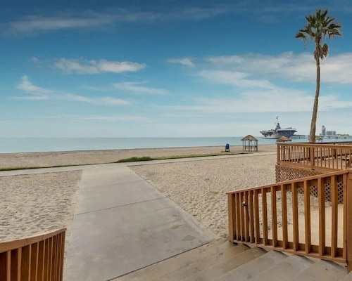 The Plaza at North Beach Corpus Christi