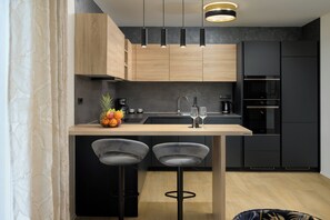 Fridge, microwave, oven, stovetop - Villa Maki (Istria - Svetvinčenat) (Svetvinčenat)
