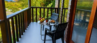 • “Breathtaking Piton & Ocean Views, Romantic Balcony Retreat