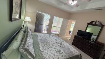3 bedrooms, desk, free WiFi