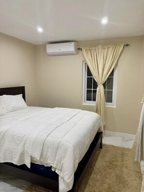 2 Schlafzimmer, Zimmersafe, Bügeleisen/Bügelbrett, kostenloses WLAN