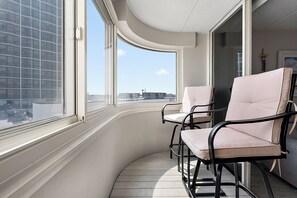 Interior - 2BR Atlantis Oceanfront Condo, Outdoor Pool (Ocean City)