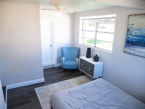 4 chambres, fer et planche à repasser, Wi-Fi gratuit, draps fournis