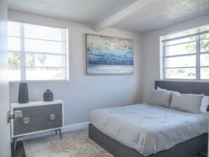4 chambres, fer et planche à repasser, Wi-Fi gratuit, draps fournis