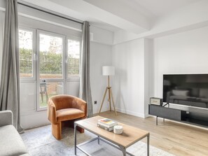 Unclassified image, 4 of 15, button - Príncipe de Vergara - 1 Bedroom with terrace (Ciudad Madrid)
