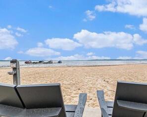 Beach - 🏖️ East Bay Escape | Short Walk to the Beach ➠ 5606 (Williamsburg)