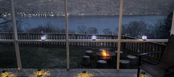 Romantic Lakeview Escape w/ Fire Pit