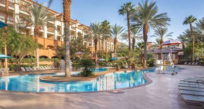 F1 WEEK! Spacious 2-bedroom hotel suite with AC in beautiful Las Vegas
