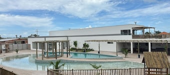 Oceana Suites Maramar Beach House