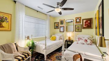 Iron/ironing board, free WiFi, bed sheets