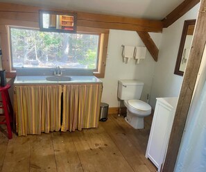 Bathroom - Post and Beam House on Three Wooded Acres on Chebeague Island (Chebeague Island)