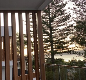 Property grounds - STONE -  Luxury Bayview Townhouse, Walk to Town (Nelson Bay)