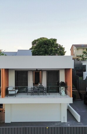 Terrace/patio - "Stone" 2 Master Suites, Bay Views, Walk to Marina (Nelson Bay)