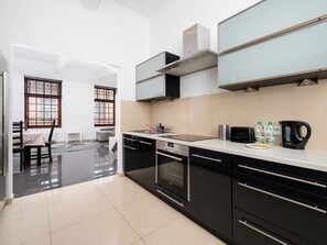 Private kitchen - Tobaco Park Urban Chic Apartment (Łódź)