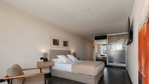 4 dormitorios, tabla de planchar con plancha, wifi y ropa de cama