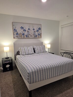 3 bedrooms, iron/ironing board, free WiFi, bed sheets - Minutes away from everything • Beach - Center - Airport (Jacksonville)