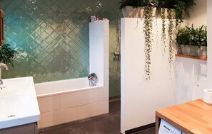 Bathroom - 3 bedroom beautiful home in Steenenkamer (Steenenkamer)