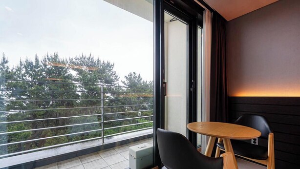 Quarto duplo luxo, vista para a montanha | Opções para refeição ao ar livre
