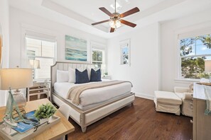 Room - 🏄Paddle board | Bikes| Golf Cart | Easy Beach Access | Corn Hole☀️ (Inlet Beach)