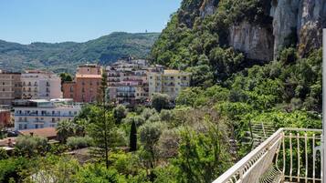 Panoramic Apartment, Balcony, Sea View | City view