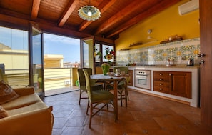 Interior - 2 bedroom cozy apartment in Trappeto (Trappeto)