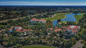 Aerial view - 1-bedroom condo -sleeps 4- in Orlando near themeparks (Orlando)