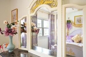 6 Schlafzimmer, Schreibtisch, Bügeleisen/Bügelbrett, kostenloses WLAN