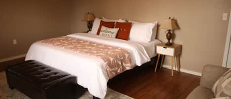3 bedrooms, iron/ironing board, WiFi, bed sheets