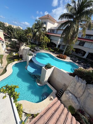 Pool - Luxury house next to the beach in the hotel zone (Cancún)